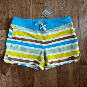 Patagonia NWT Wavefarer women’s board shorts 5 inch size 10